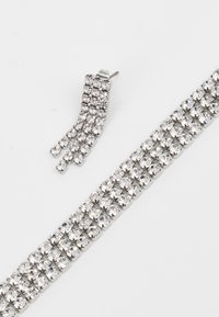 Pieces PCTAMARA SET - Øreringe - silver-coloured