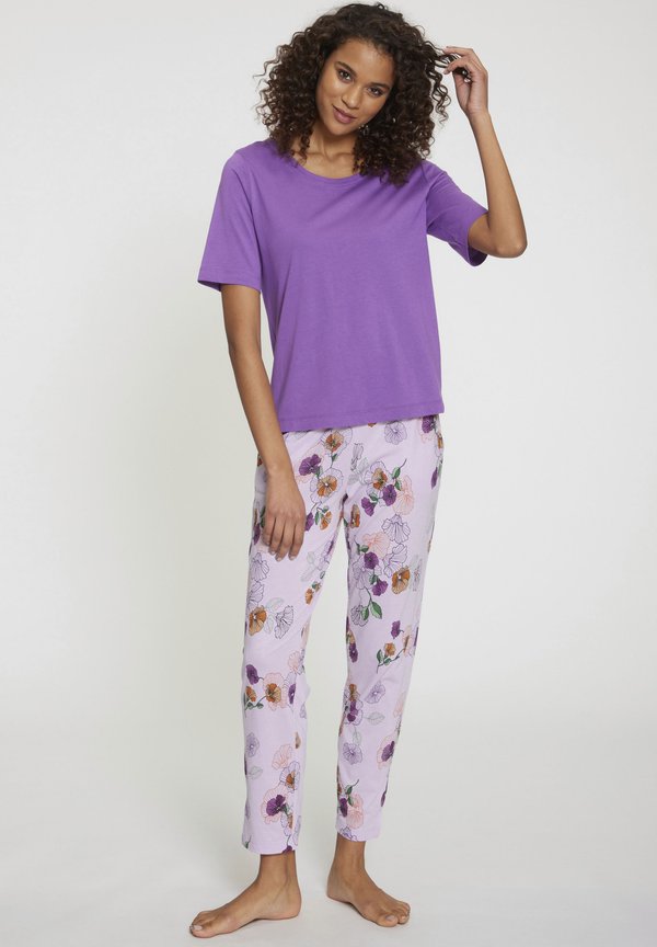 Pyjama - flieder geblümt