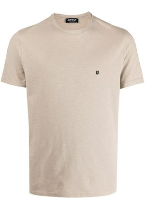 Beżowy t-shirt z krótkim rękawem i okrągłym dekoltem, z małym czarnym logo "D" na lewej piersi oraz metką "Dondup" przy kołnierzu.