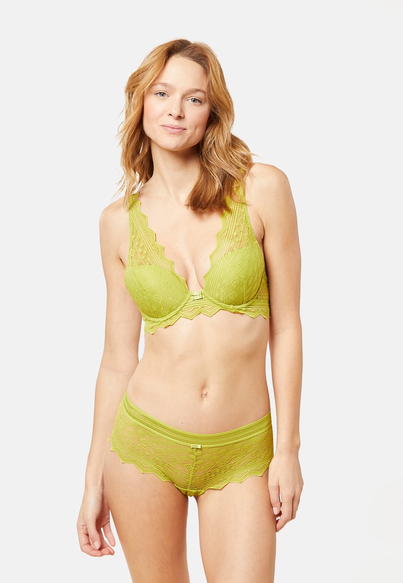 Etam Slip groen Etam Slip groen