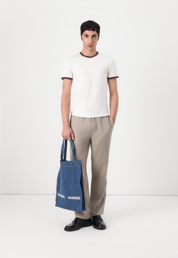 TOD - Basic T-shirt - clear cream3