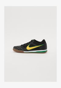 Não selecionado, black/varsity maize/white/brown/pine green