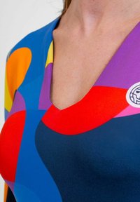 BIDI BADU Longsleeve - dunkelblau bunt