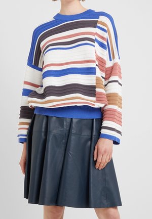 Stickad tröja - royal blue