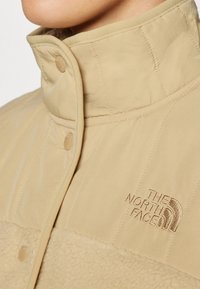 The North Face CRAGMONT JACKET - Fliisjakk - khaki stone