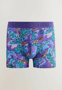Lila pamut boxer nadrágok, amelyeket egy színes absztrakt minta díszít, állatok formáival és mintáival, texturált derékpánttal, amelyen a "NEXT" felirat található.