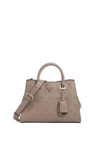 Bolso de mano de textura beige con forma estructurada, asas dobles y una correa de hombro desmontable. Cuenta con un charm con el logo y patrones en relieve.