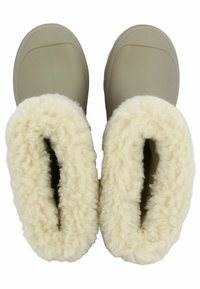 Graue Stiefel mit einem weichen, cremefarbenen, flauschigen Innenfutter. Runde Zehenform und glatte Außenstruktur. Entworfen für Komfort und Wärme.