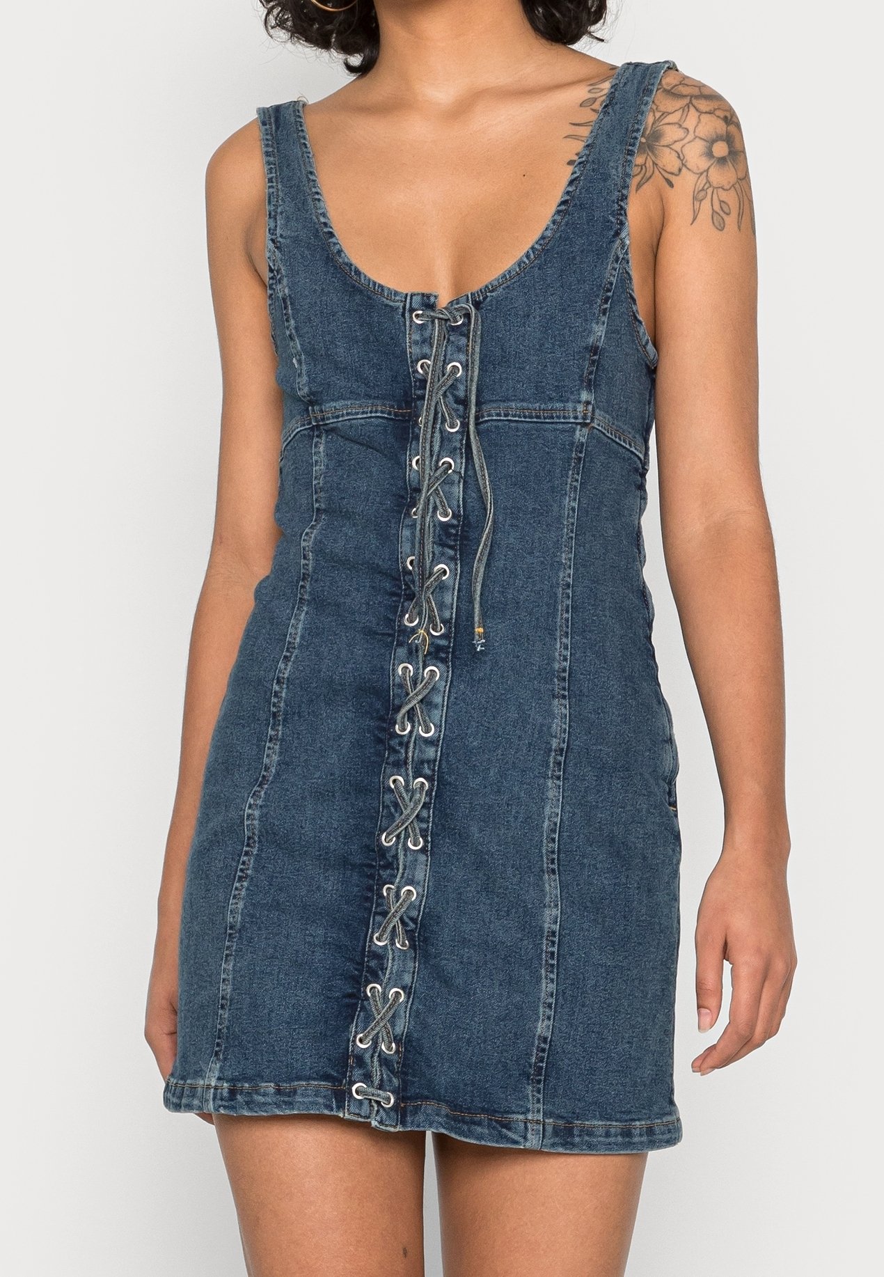 BDG Urban Outfitters Day dress - blue denim - (Pre-owned) - Zalando.ie