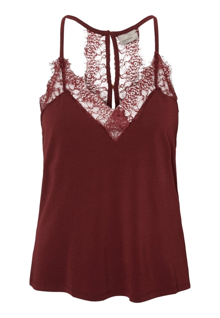 Camisole bordeaux avec bordure en dentelle et décolleté en V, dotée de bretelles réglables et d'un détail dos ajouré. Texture douce et lisse.