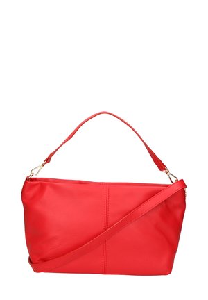 Borsa a spalla in pelle rossa con una maniglia superiore singola e una tracolla rimovibile. Presenta una texture liscia e una cucitura decorativa sul davanti.