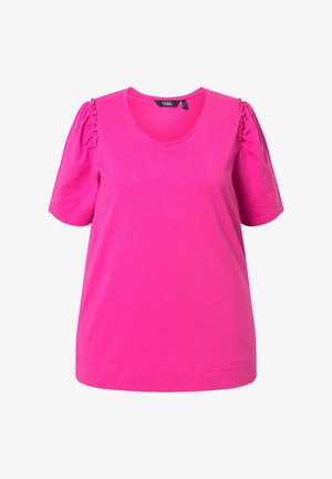 Felroze T-shirt met korte mouwen, ronde hals en geplooide details op de schouders, gemaakt van zacht katoen.