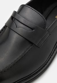 Clarks Chaussons - black