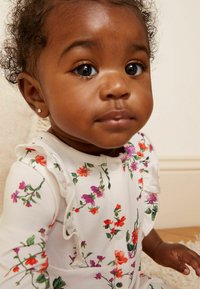 Love & Roses 2 PACK PRINTED RUFFLE - REGULAR FIT - Magamisriided - pink white floral