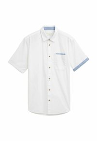 Witte shirt met korte mouwen en een strakke kraag, lichtblauw accent op de manchetten, een borstzak en bruine knoopdetails aan de voorkant.