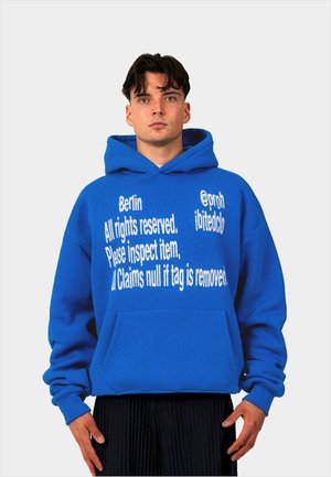 PROHIBITED HERREN PROHIBITED TYPO HOODIE - Mikina s kapucí - blue