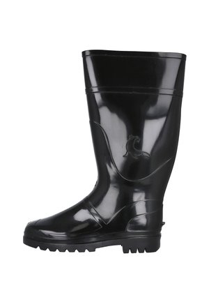 Bota de goma negra impermeable con un diseño ligeramente curvado, suela texturizada y logo en relieve en el costado. Superficie lisa y brillante.