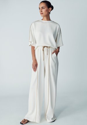 BRENNA PANTS - Stoffhose - white