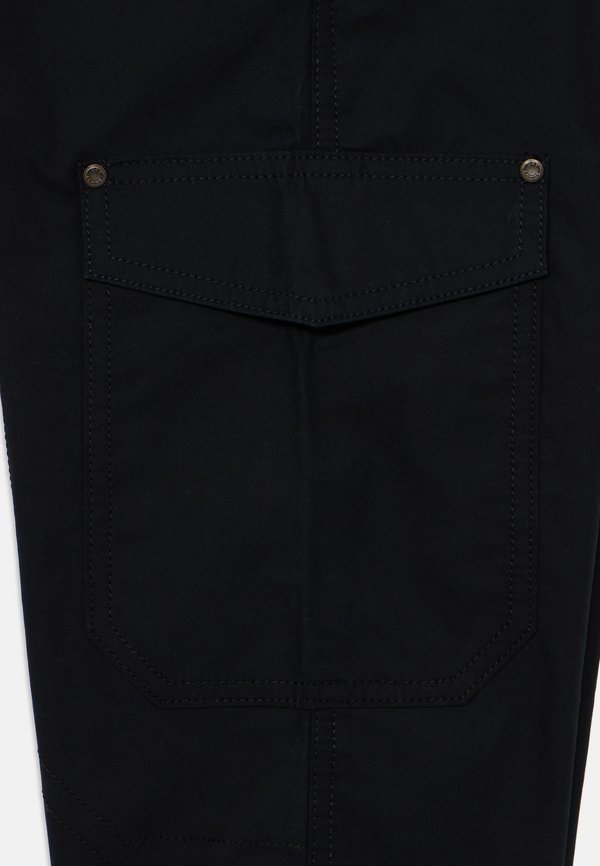 COLLEGE PANTS - Cargo trousers3