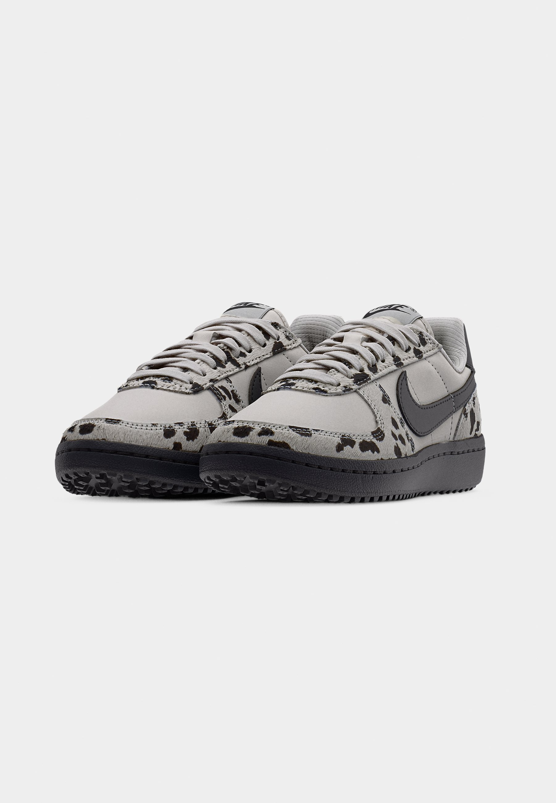 nike silver camouflage
