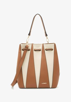 Sac fourre-tout marron et beige avec des panneaux en cuir verticaux, des accessoires en or et une bandoulière amovible, marqué du logo "L.CREDI".
