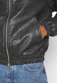 Jack & Jones Jacka i konstläder - black