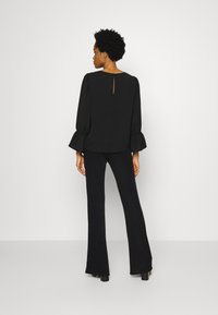 ONLY ONLYRSA PANT - Calças - black