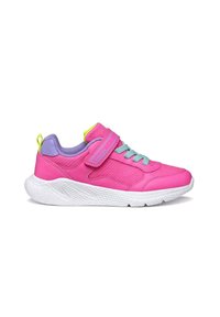 Scarpa da ginnastica rosa con tomaia in mesh e materiali sintetici. Presenta accenti lilla chiaro e neon, una chiusura in velcro e una suola esterna bianca testurizzata.