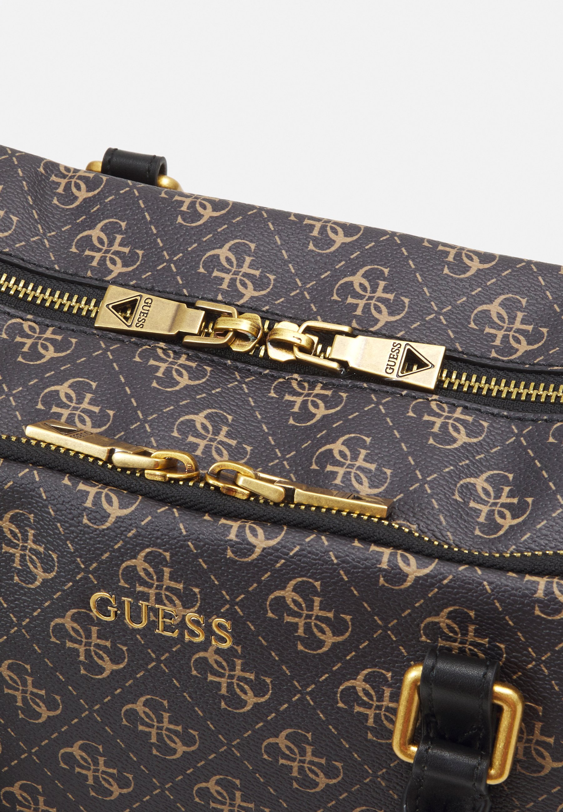 sac ordinateur guess