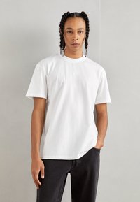 Minimum AARHUS - T-shirts basic - white