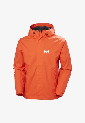 Oranžová nepromokavá bunda s kapucí. Obsahuje přední zip, dvě boční kapsy a bílé logo na hrudi a rukávu. Lehce použitelný materiál.