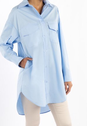 Blusa - light blue
