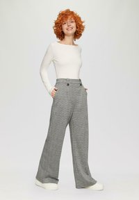 QS Broek - grau