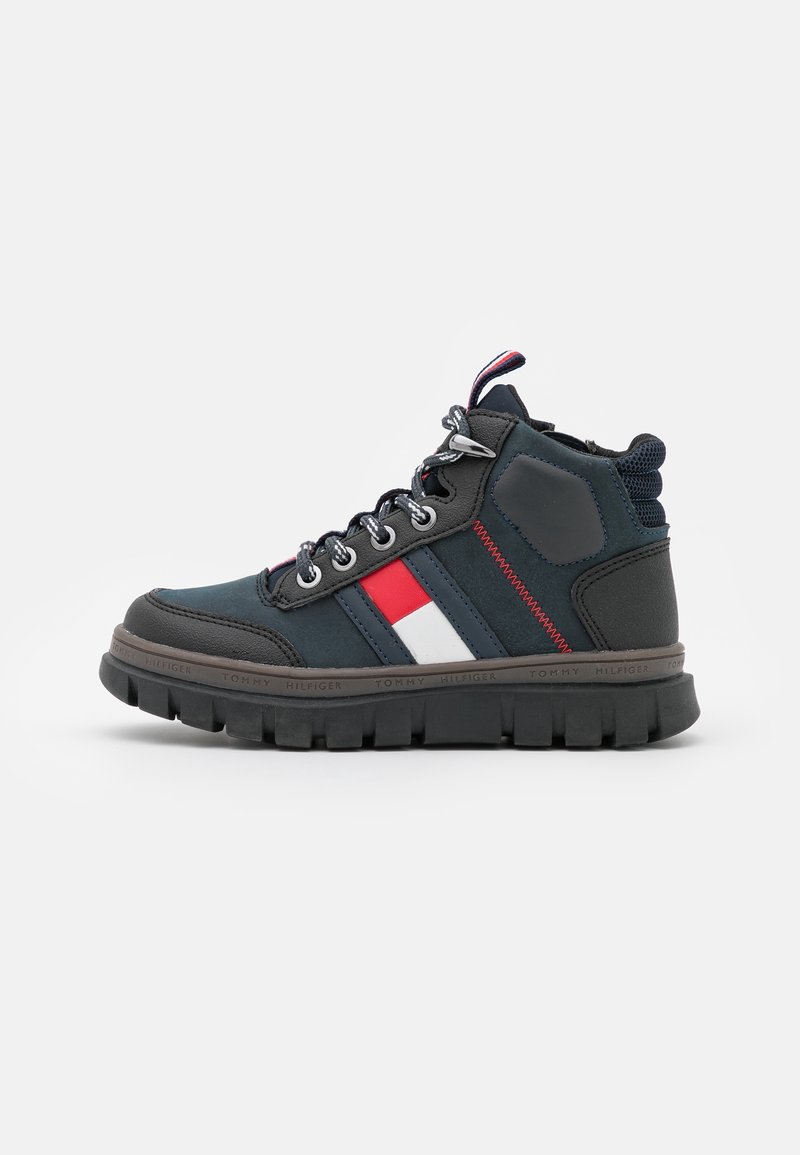 Tommy Hilfiger Šněrovací kotníkové boty - dark blue