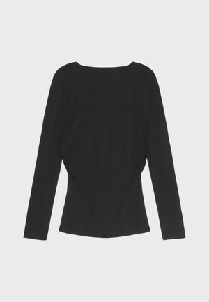 Top negru cu mânecă lungă, confecționat dintr-un material moale, având un decolteu rotund și detalii gathered pe laterale. Textură netedă, design ajustat.