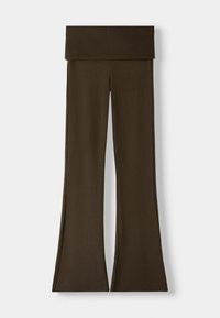 Unselected, dark brown