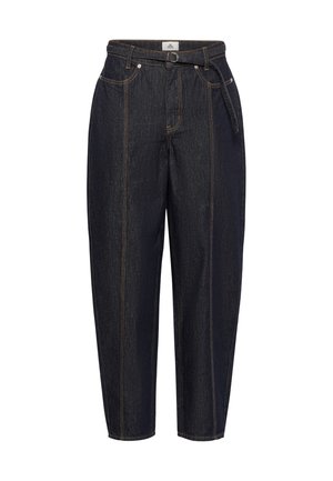 Jean en denim bleu foncé à taille haute, avec passants de ceinture et coupe droite. Présente des coutures visibles et des poches avant.