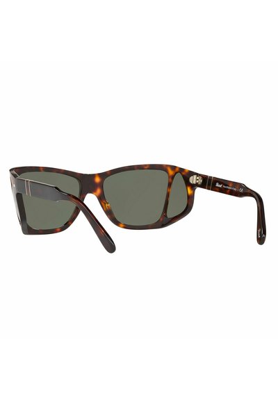 Occhiali da sole tartarugati con lenti grigie, design angolare, dettagli metallici sulle tempie e finitura lucida.