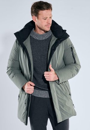 MIT FUNKTIONSDETAILS - Parka - gruen