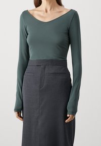 Max Mara Leisure Langarmshirt - dark green
