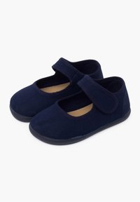 Marineblaue Canvas-Mary-Jane-Schuhe mit einem Klettverschluss, runder Zehenform und einer weichen Innensohle. Sie verfügen über eine flexible Gummisohle und minimale Nähte.