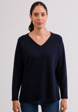 MIT SEITENSCHLITZEN - Pullover - marine blau