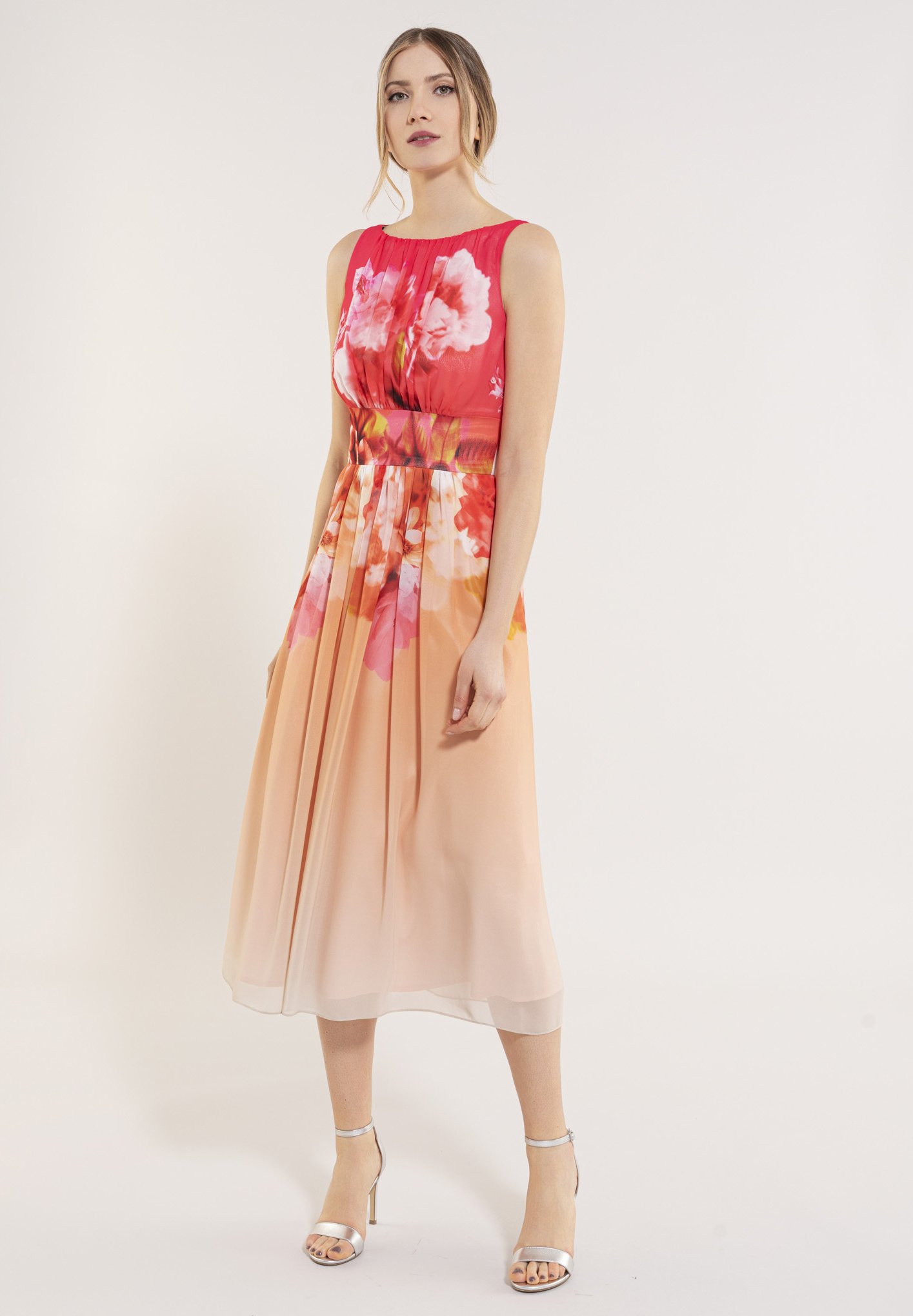 Swing Day dress - light orange / old 