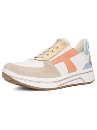 Low-top sneaker with beige suede toe, cream base, orange side stripe, yellow eyelet panel, and light blue heel accent. White sole with brown tread.