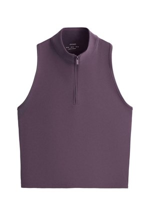 Fialový tielkový top bez rukávov s vysokým golierom a predným polozipsom, vyrobený z hladkej látky, položený na bielom pozadí.