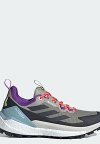 Adidas Terrex Trekingové boty - black