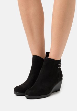 Marco Tozzi, Boots à talons - black