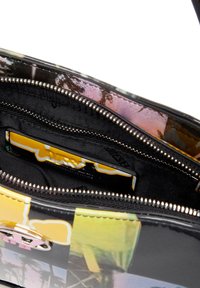 Diesel PLAY SHOULDER - Rankinė - black