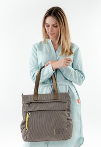 SURI FREY SURI SPORTS MARRY - Handtasche - taupe