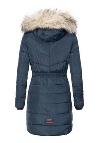 Piumino blu navy con cappuccio in pelliccia sintetica, vita elasticizzata, cuciture a zigzag e hardware con marchio sull'orlo. Design accogliente e isolato.